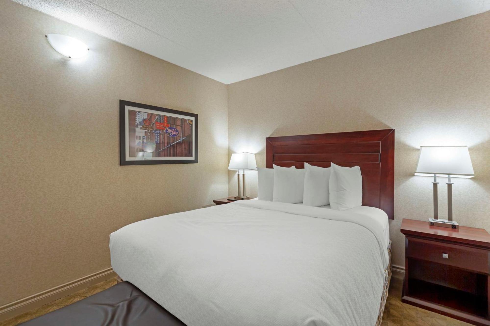 Best Western Plus City Centre Inn Edmonton Exterior foto